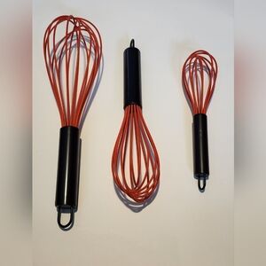 New Silicone Whisk Set Non Scratch‎ Stainless Steel Heat Resistant 3 Piece TEEVA